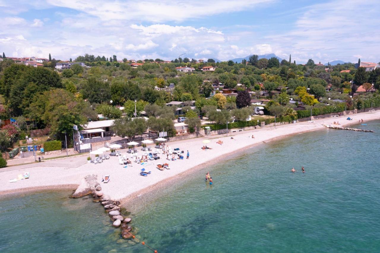 Готель Camping Porto Srl Moniga del Garda Екстер'єр фото