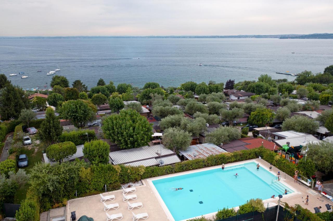 Camping Porto Srl Moniga del Garda Екстер'єр фото